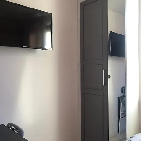 Goscinne U Znajomej