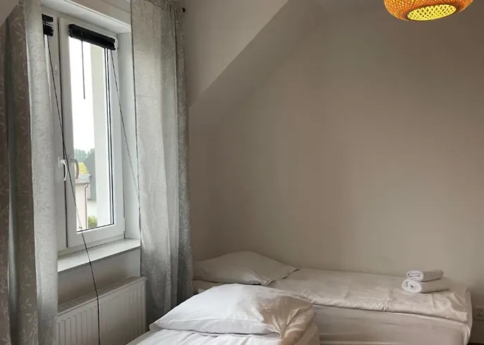 Goscinne U Znajomej *